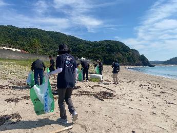 ビーチクリーン