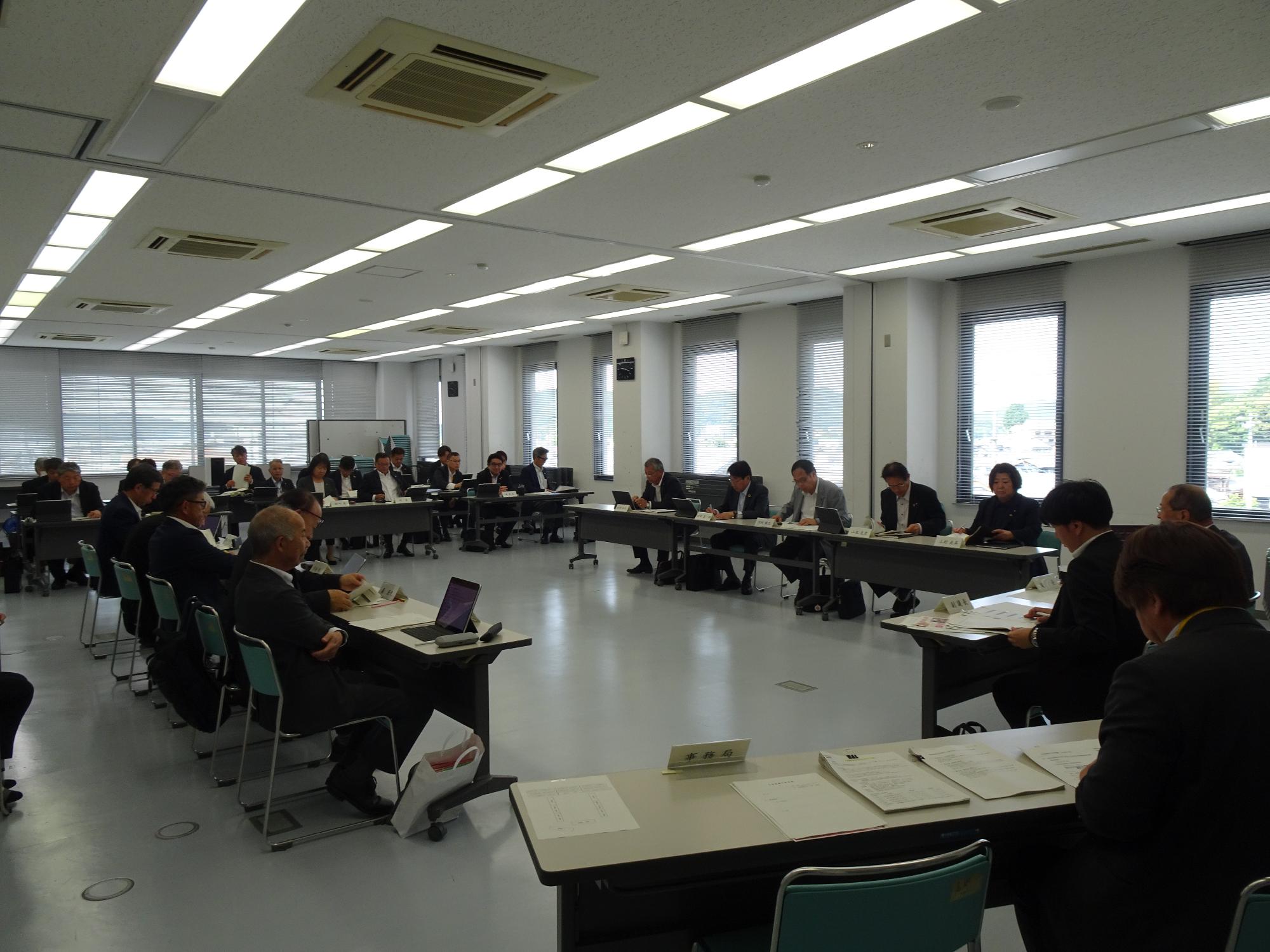 令和7年6月2日全員協議会