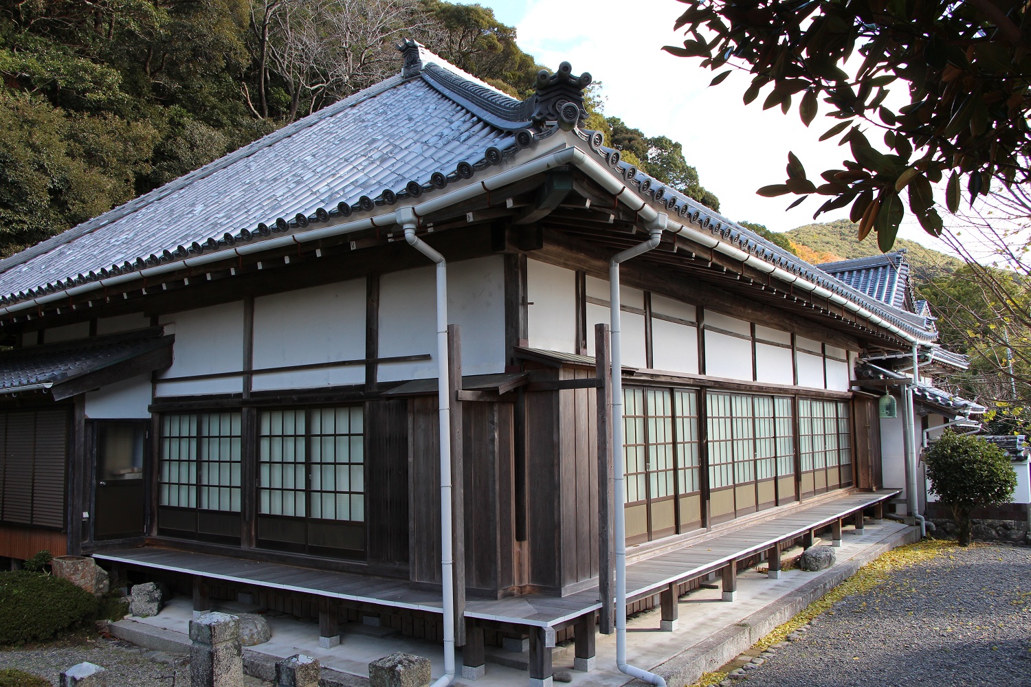 三重県片山寺本堂